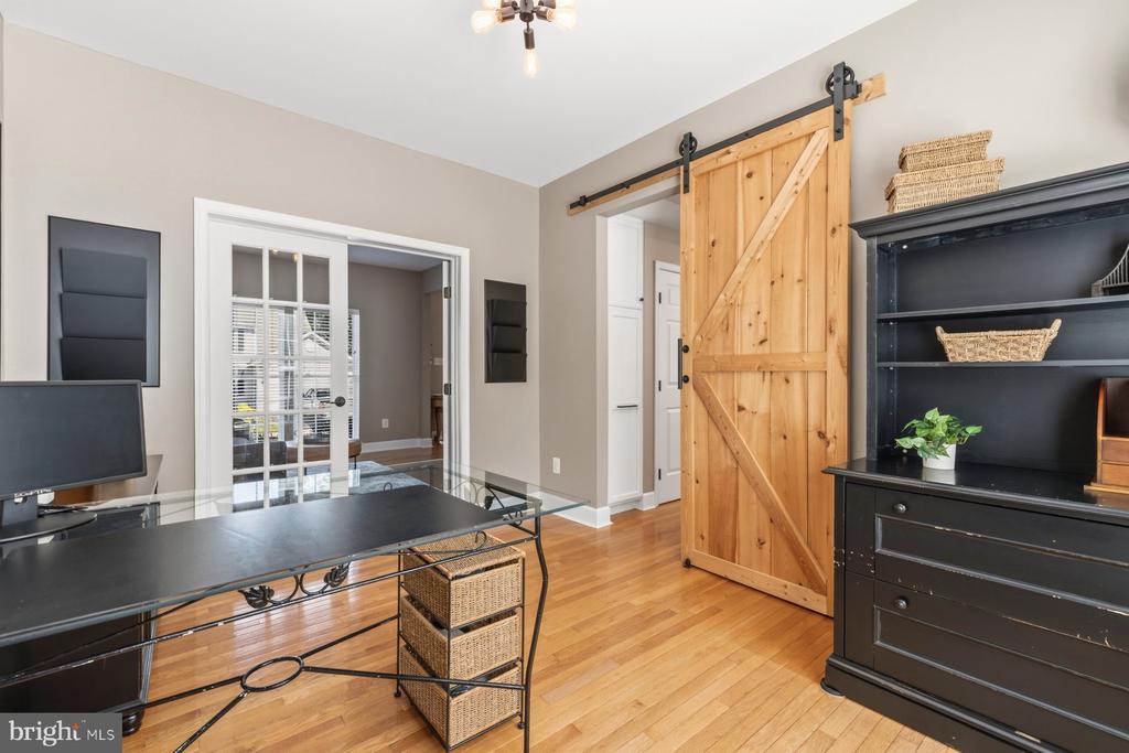 1204 LONGBOW ROAD