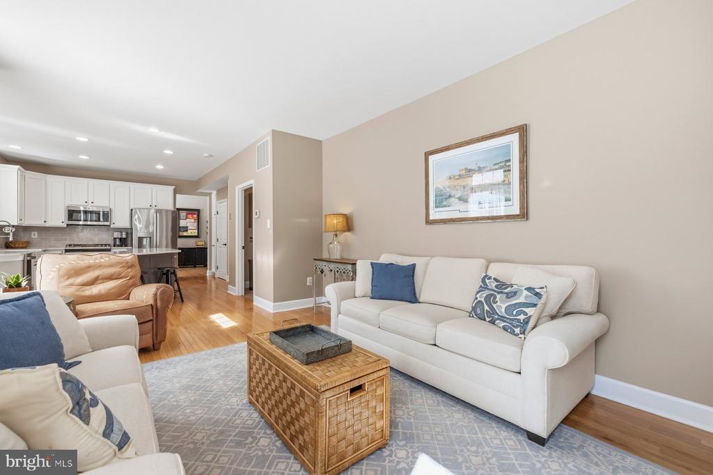 1204 LONGBOW ROAD