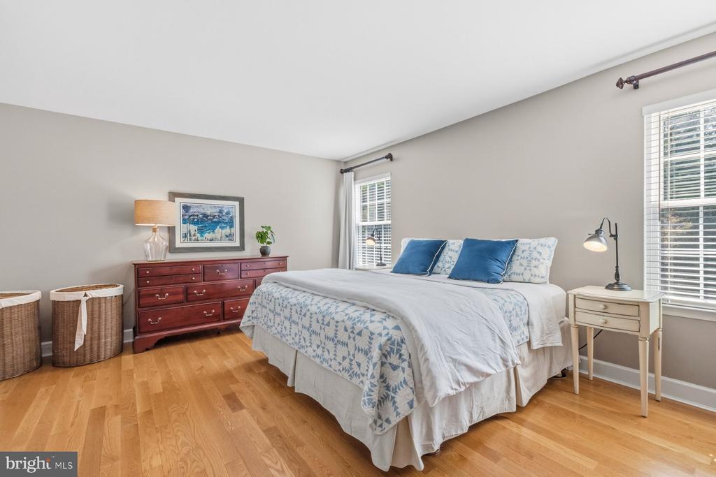 1204 LONGBOW ROAD