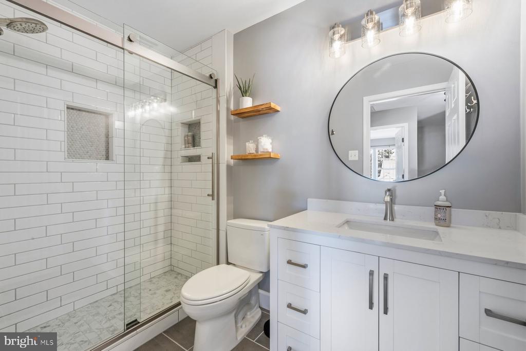 1204 LONGBOW ROAD