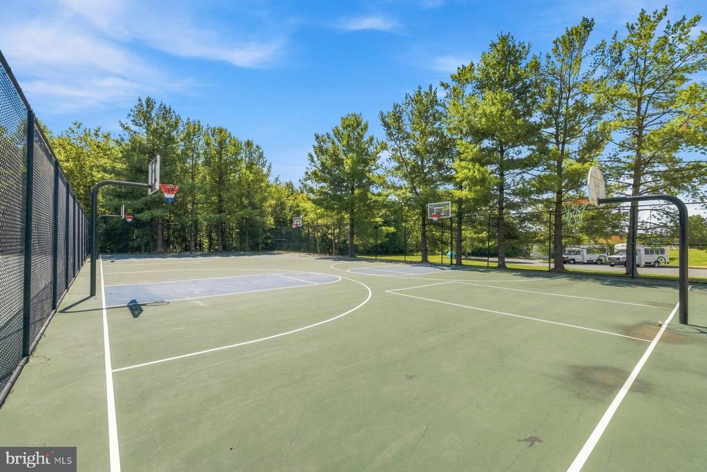 1204 LONGBOW ROAD