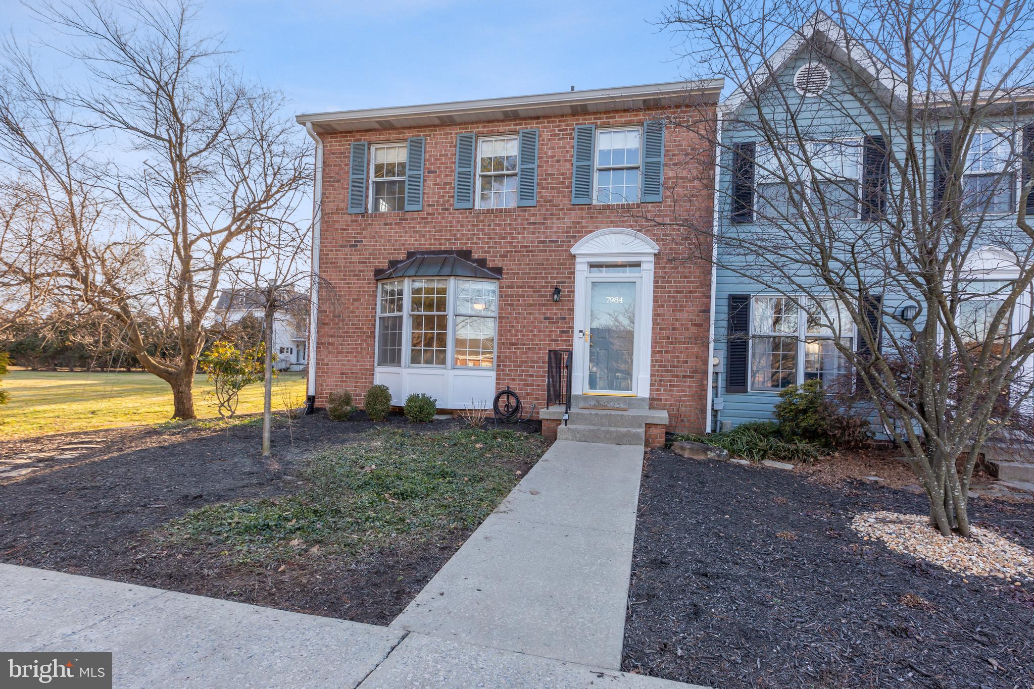 7984 WINDSAIL COURT