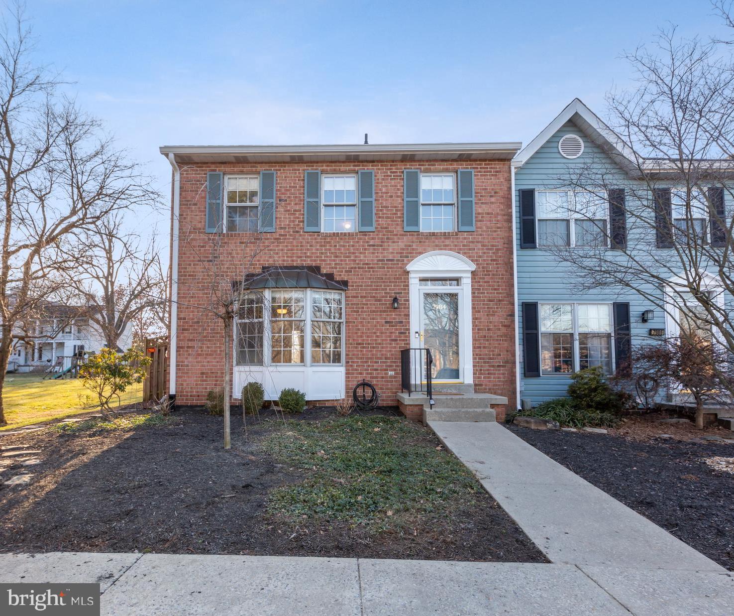 7984 WINDSAIL COURT
