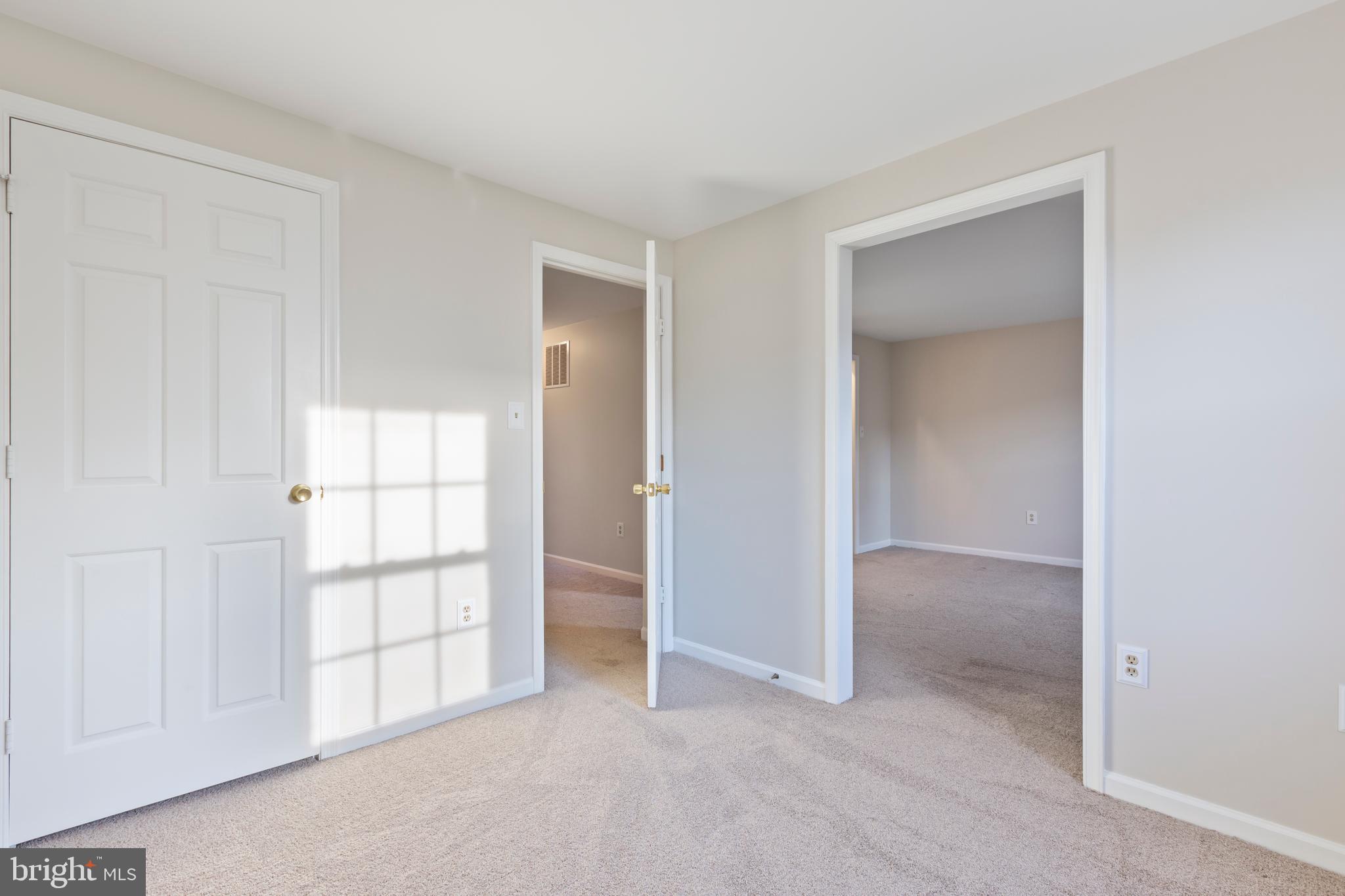 7984 WINDSAIL COURT