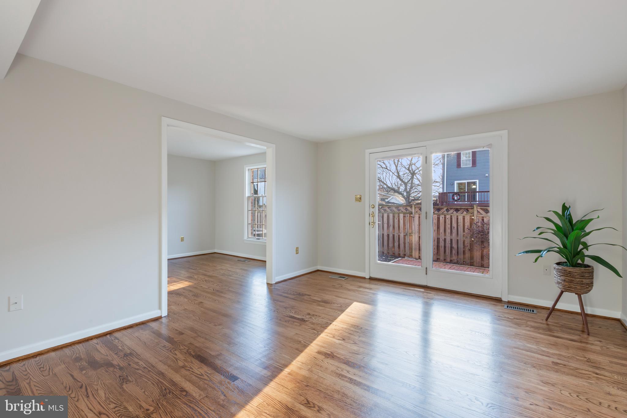 7984 WINDSAIL COURT