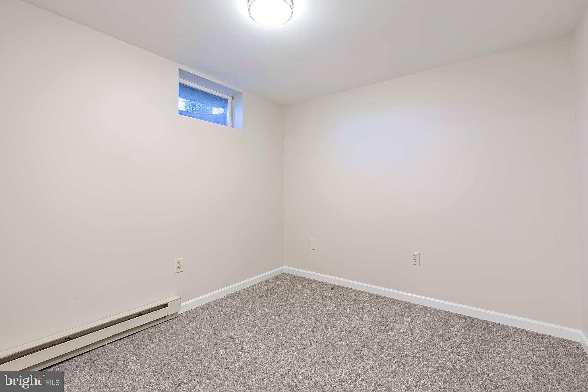 7984 WINDSAIL COURT
