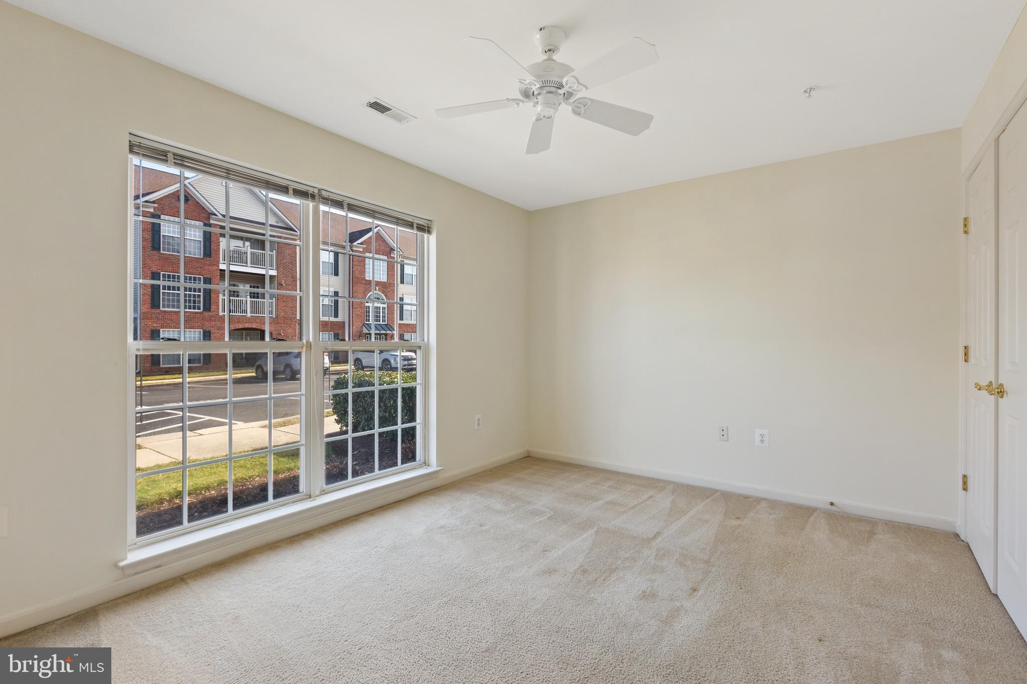 593 CAWLEY DRIVE 3 1D