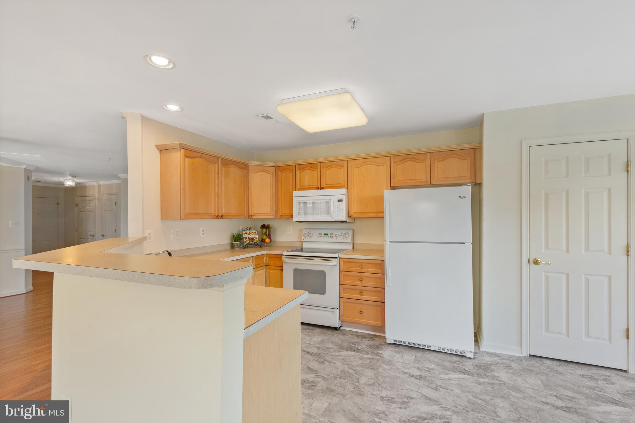 593 CAWLEY DRIVE 3 1D