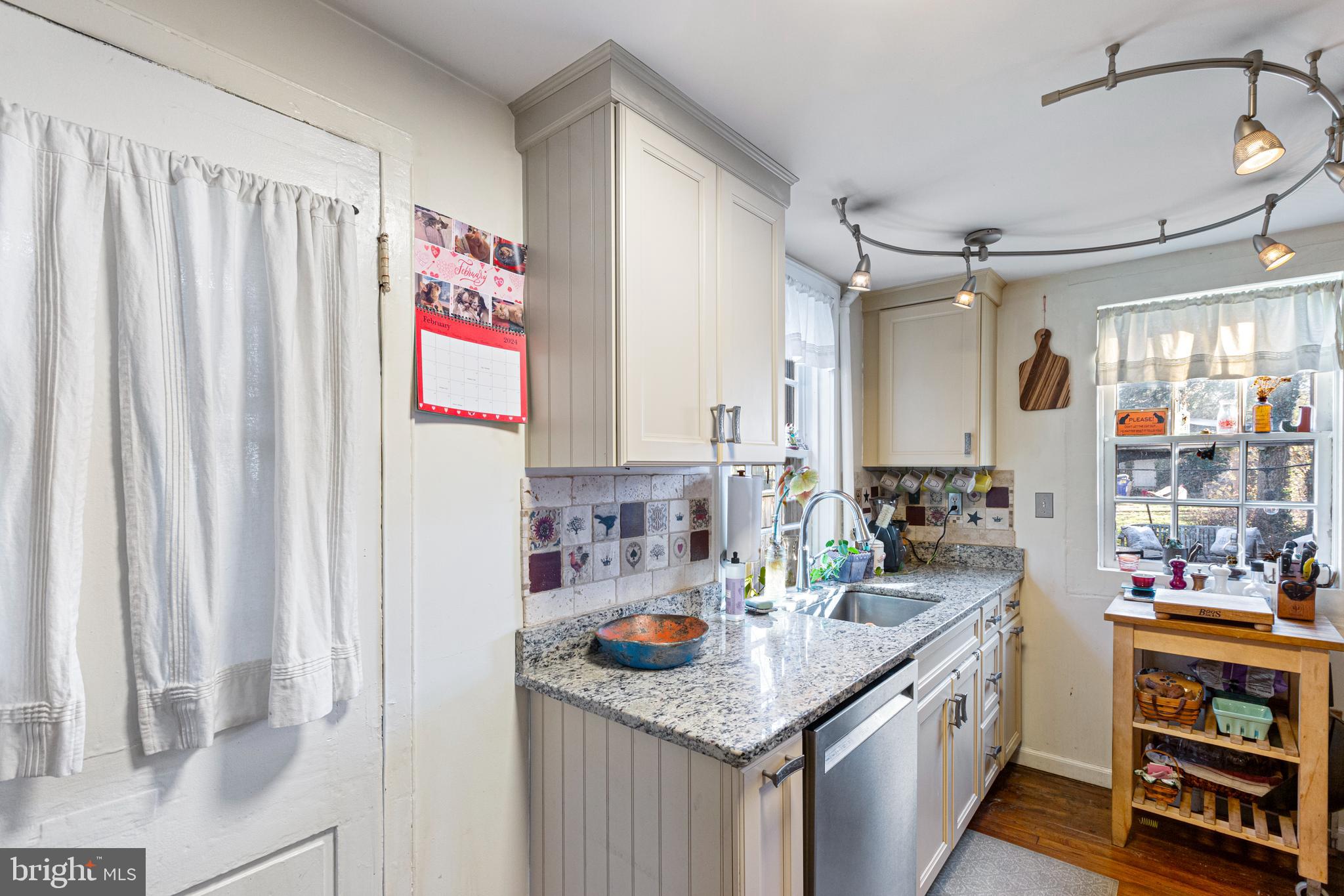 232 E 3RD STREET