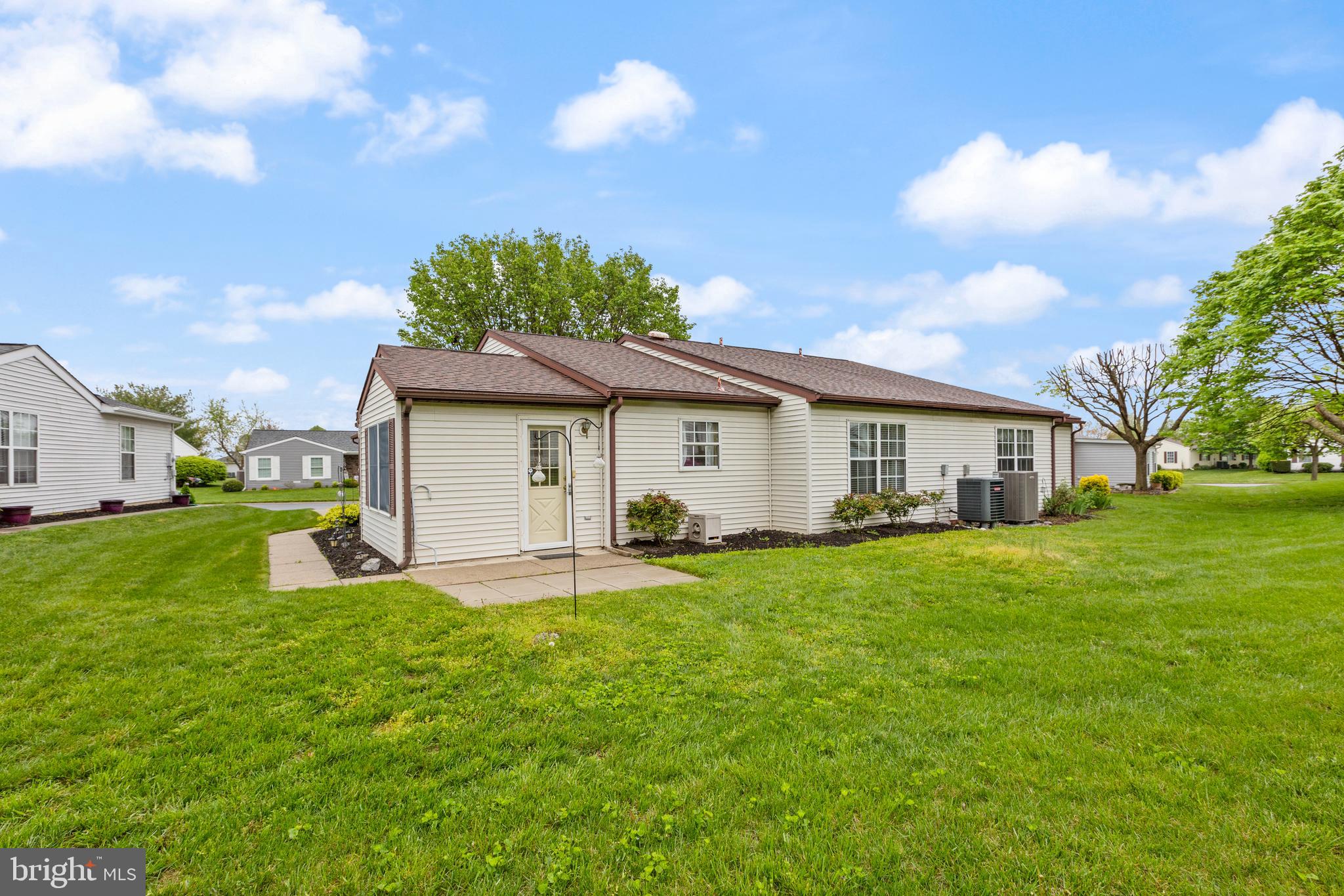 5677 BARBERRY COURT