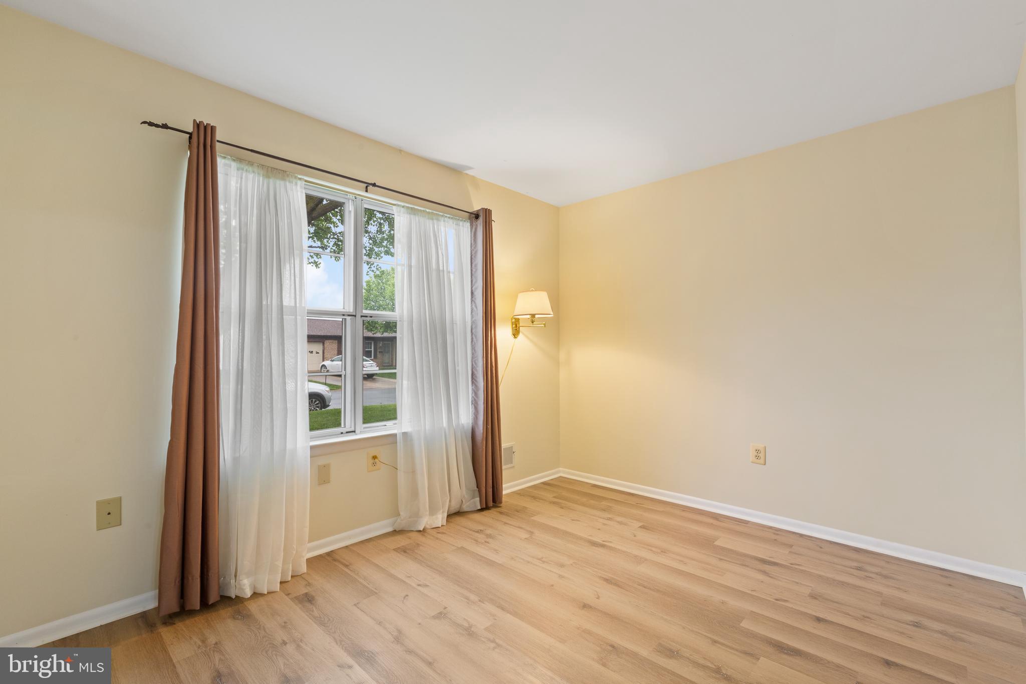 5677 BARBERRY COURT