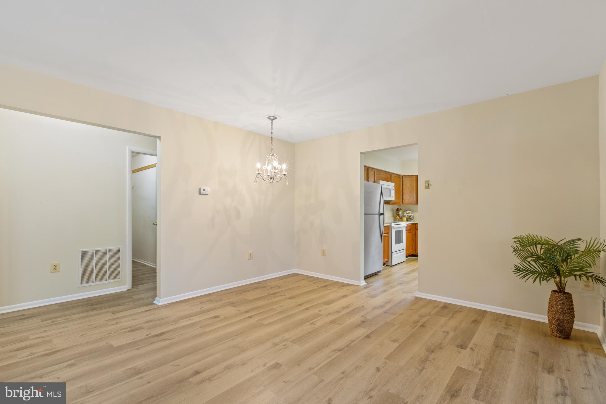 5677 BARBERRY COURT
