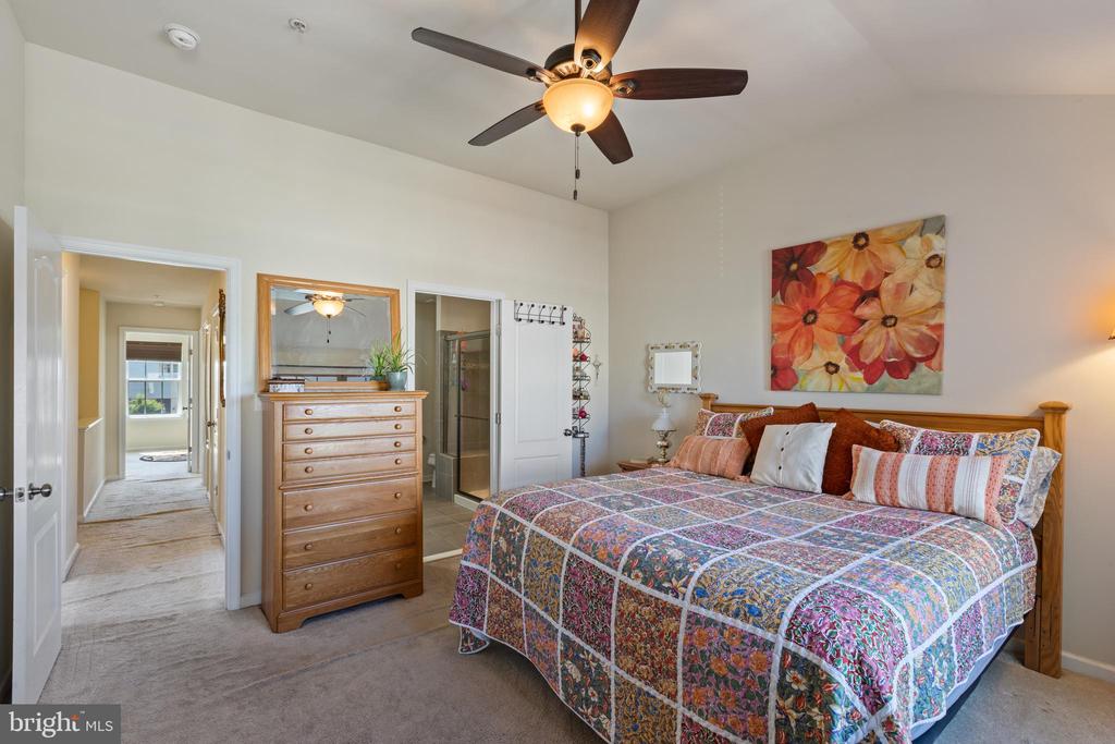 6391 BETTY LINTON LANE