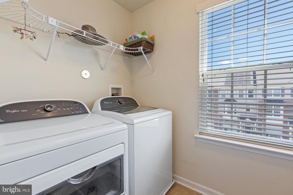 6391 BETTY LINTON LANE