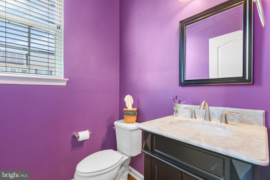 6391 BETTY LINTON LANE