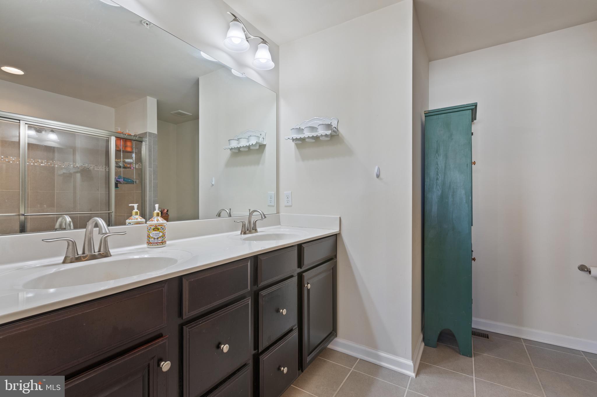 6391 BETTY LINTON LANE