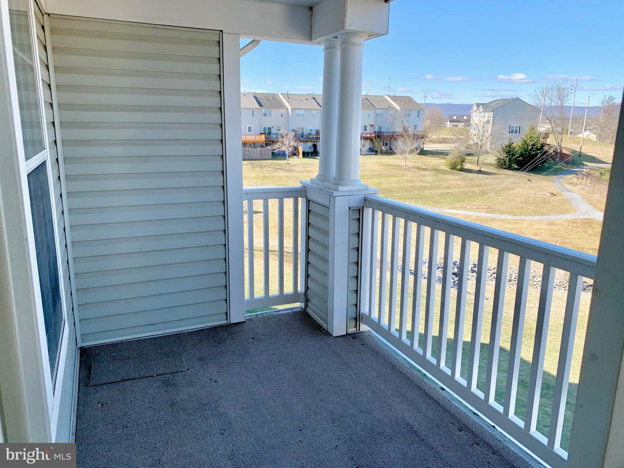 901 BLUE LEAF COURT 3C