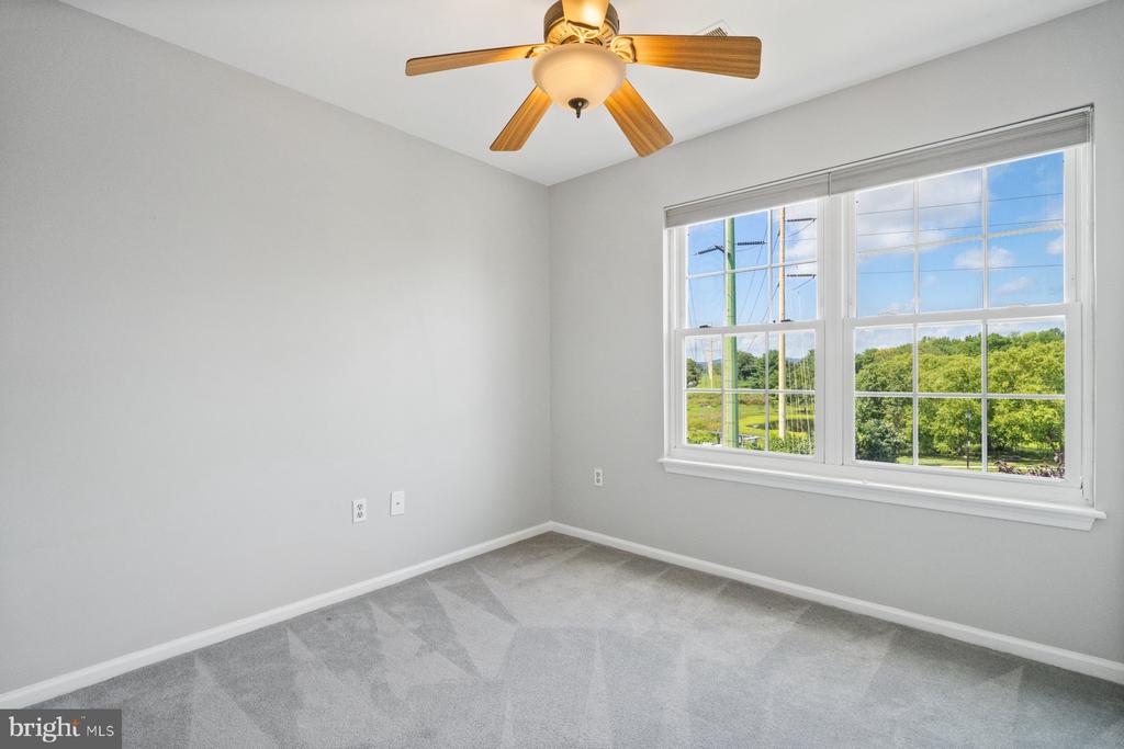7139 OBERLIN CIRCLE