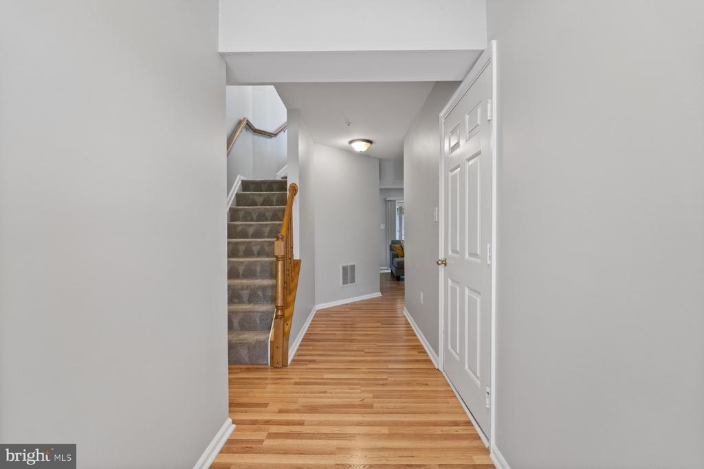 7139 OBERLIN CIRCLE