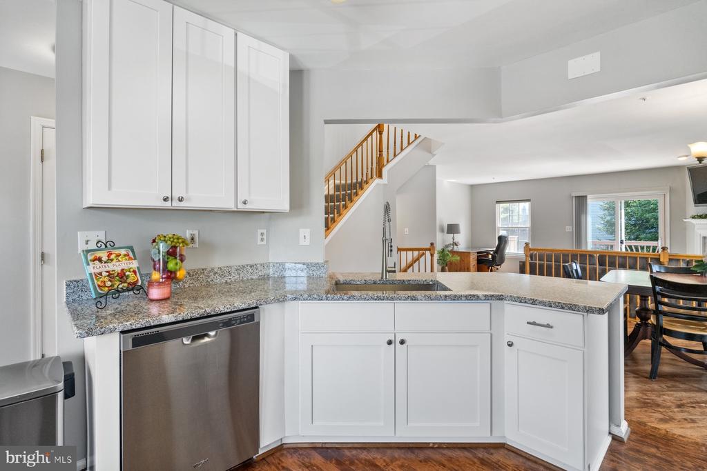 7139 OBERLIN CIRCLE