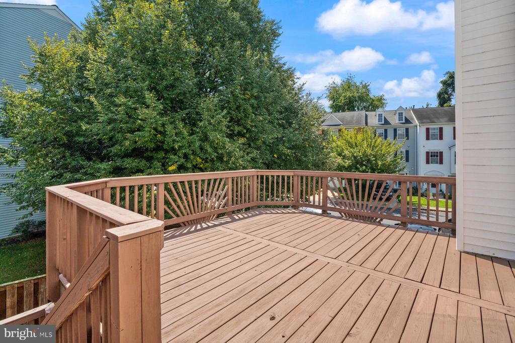 7139 OBERLIN CIRCLE