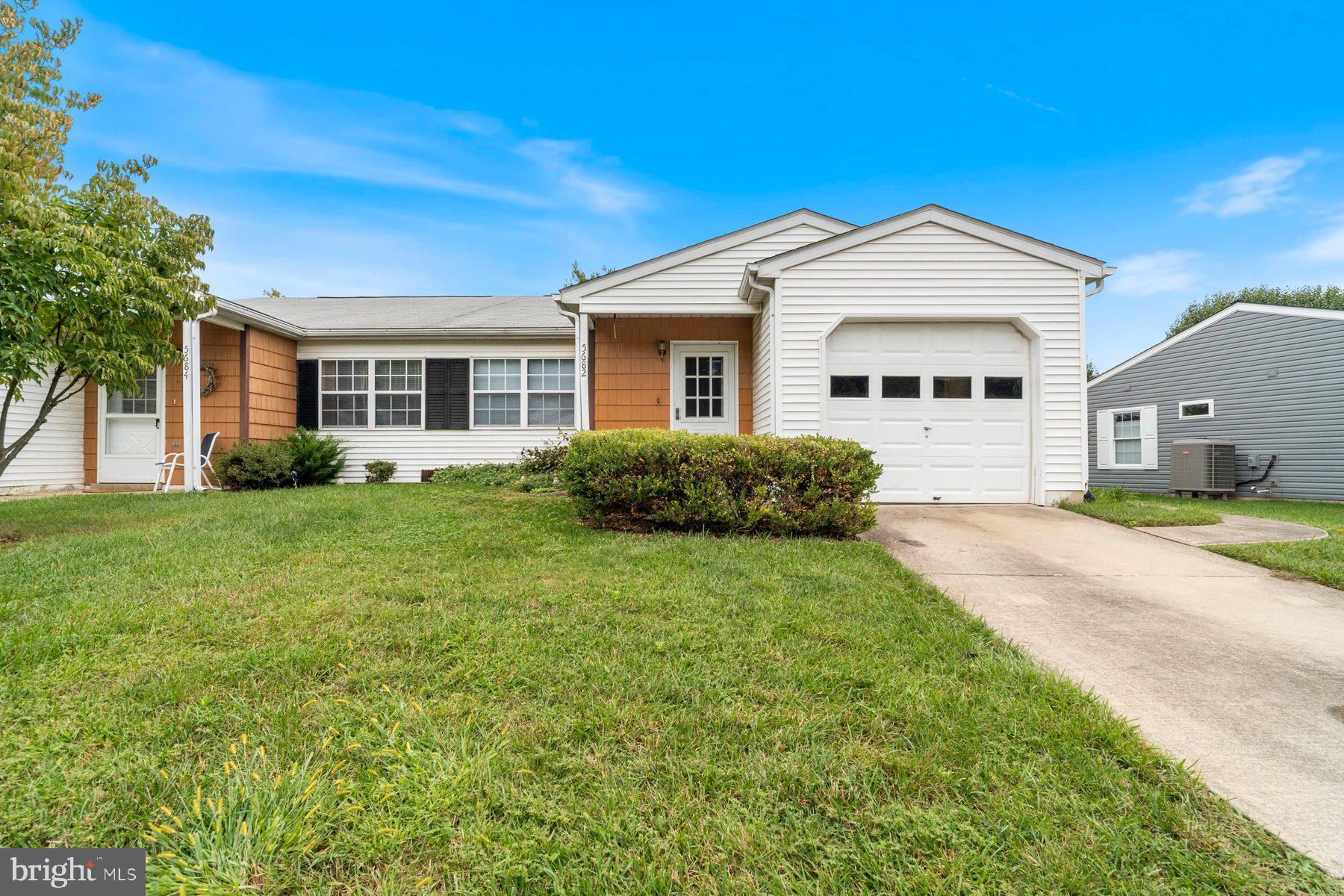 5682 BARBERRY COURT