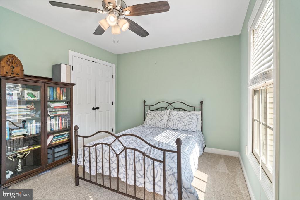 5220 BAMBURG COURT