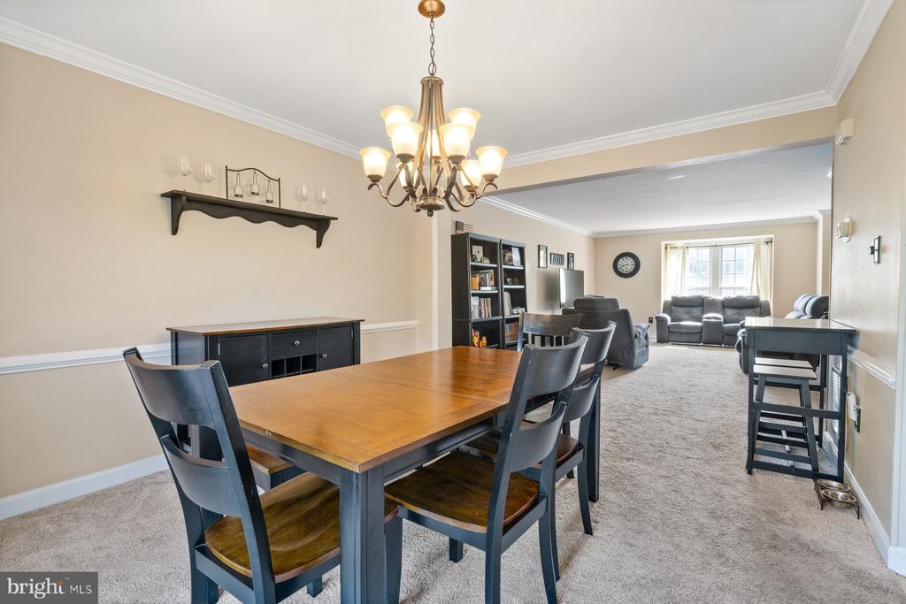 5220 BAMBURG COURT