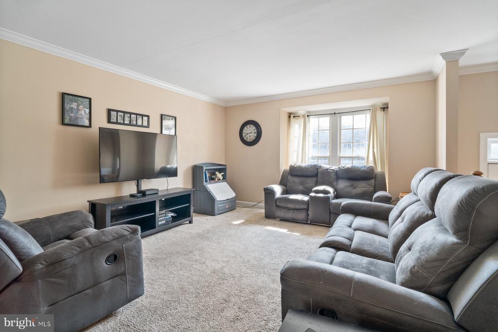 5220 BAMBURG COURT