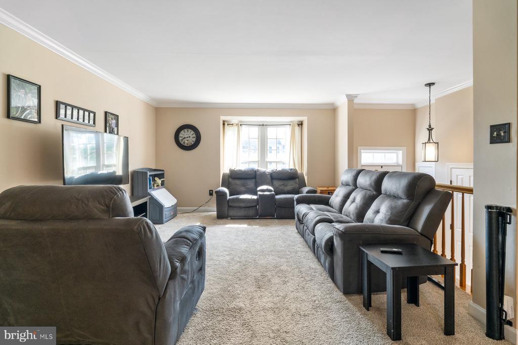 5220 BAMBURG COURT