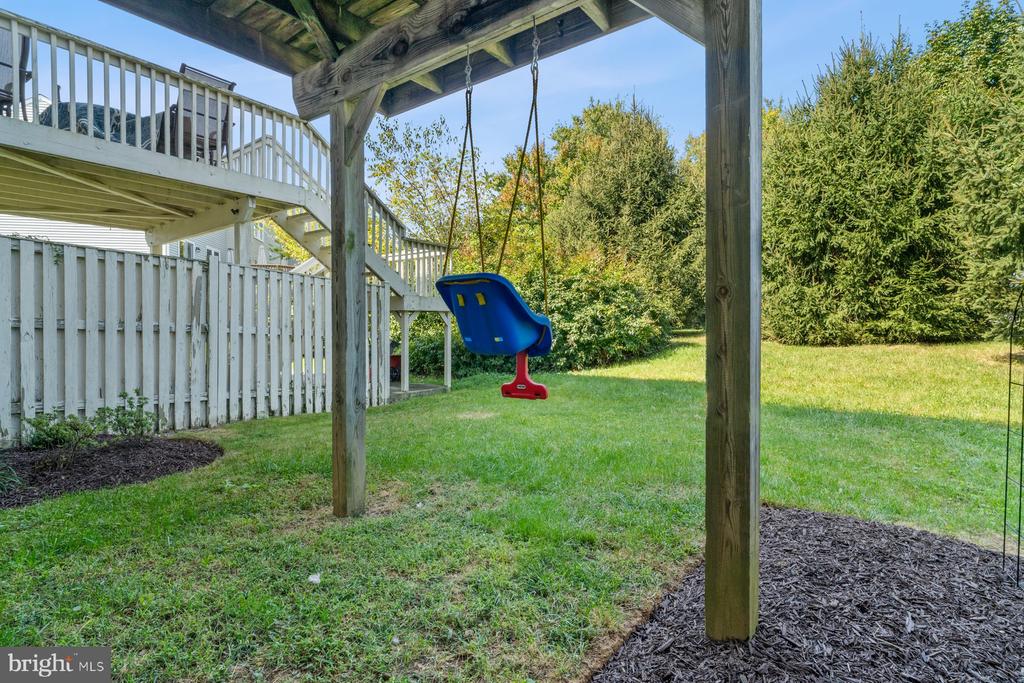 5220 BAMBURG COURT