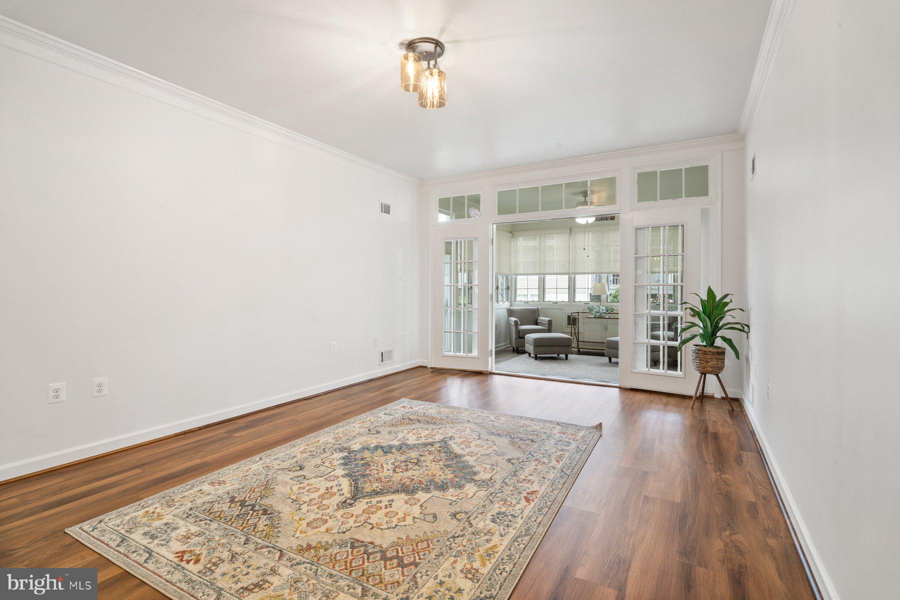 2484 BEAR DEN ROAD