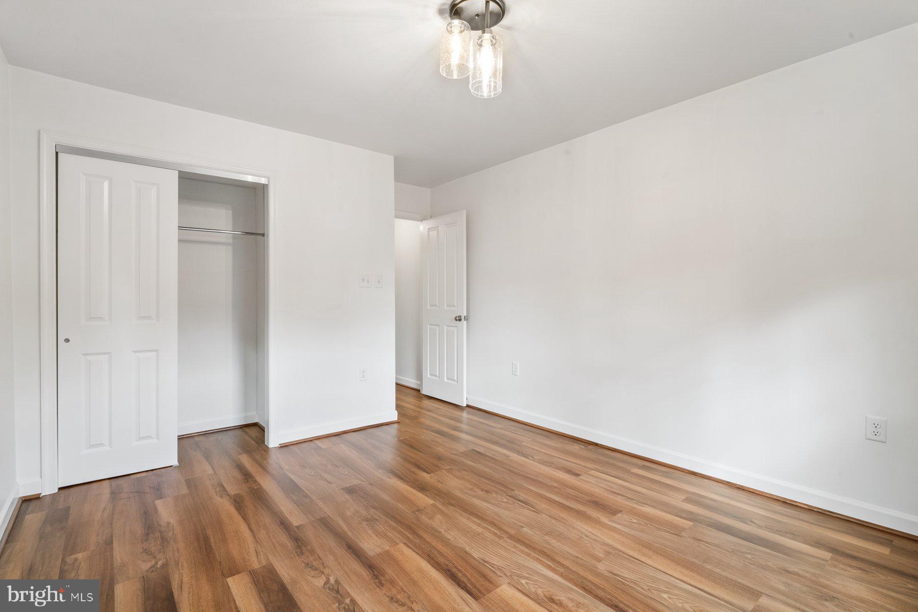 2484 BEAR DEN ROAD