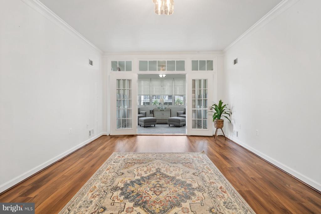 2484 BEAR DEN ROAD