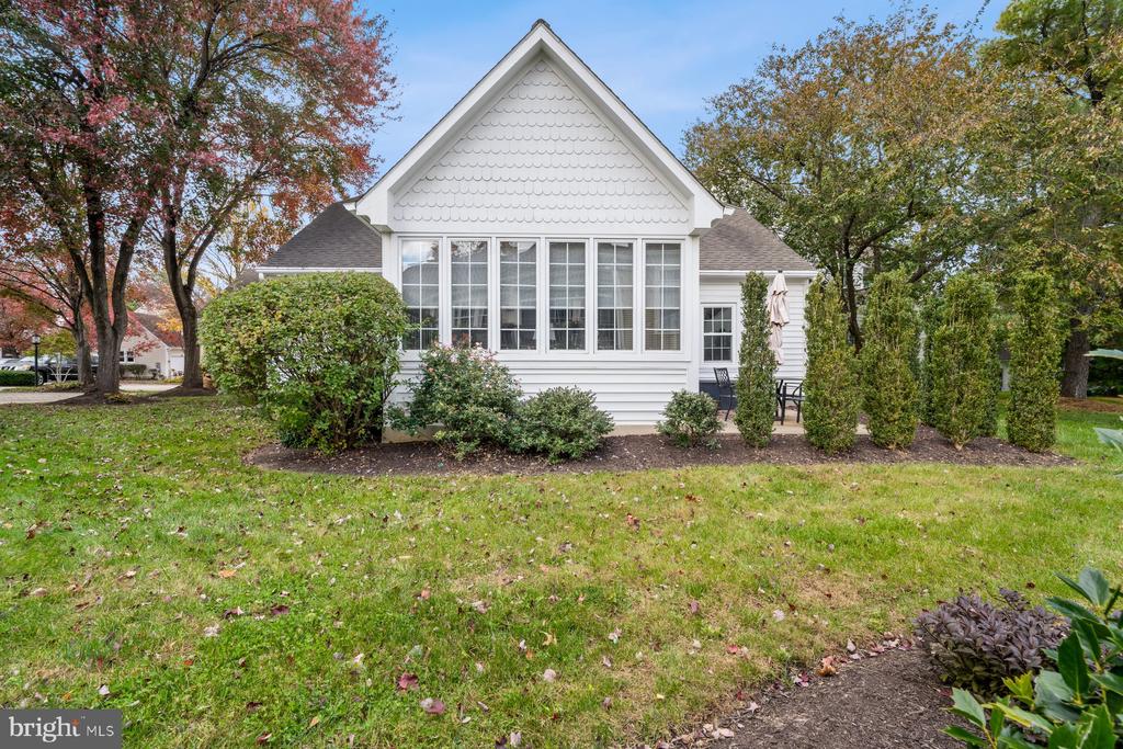 2484 BEAR DEN ROAD