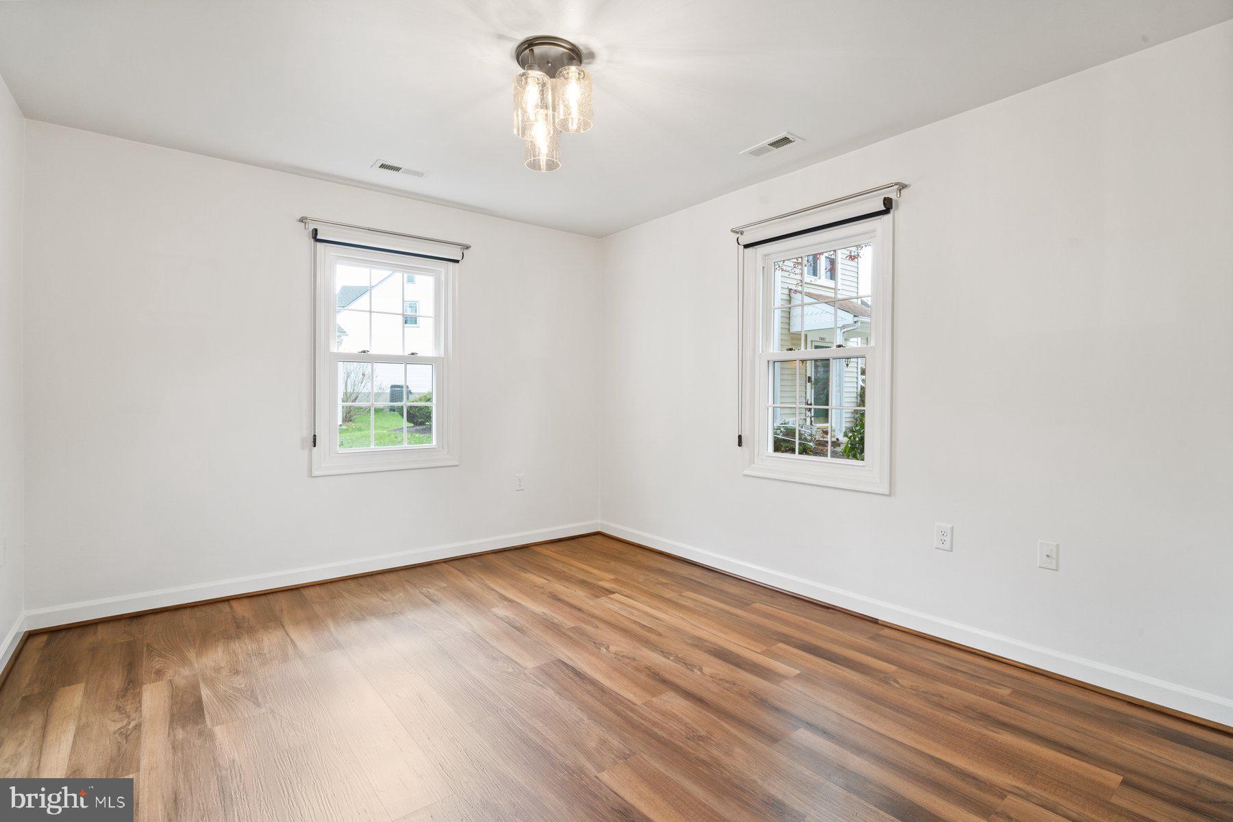 2484 BEAR DEN ROAD