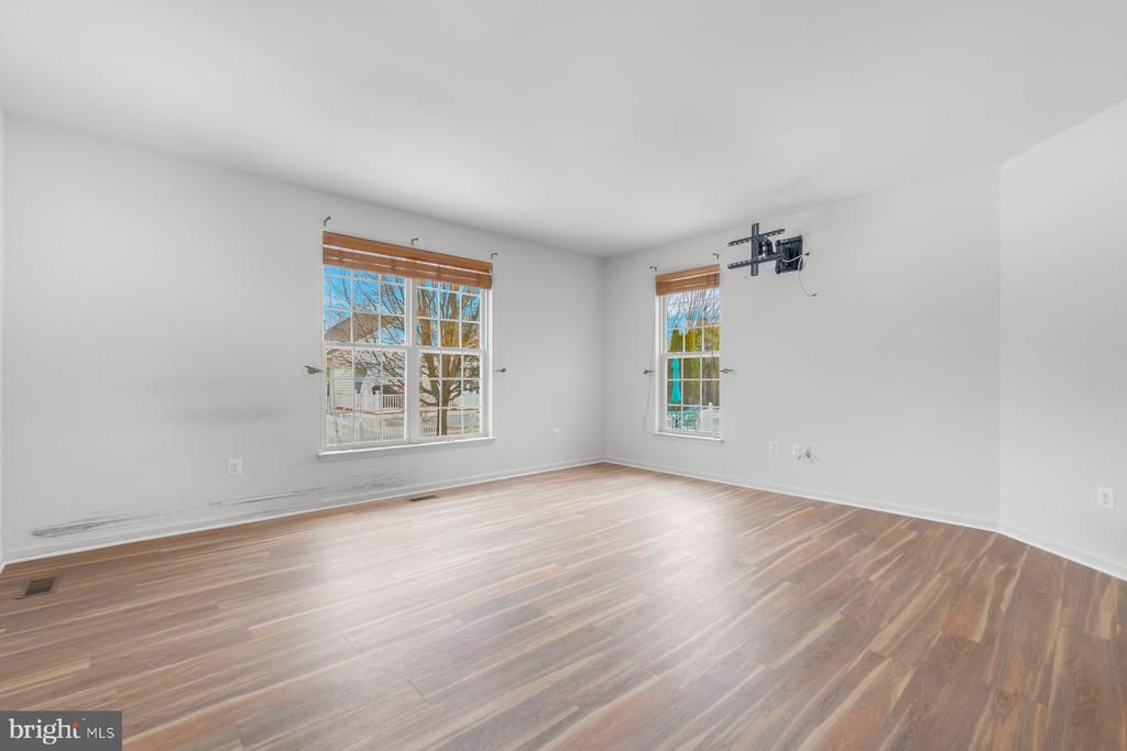 105 BIERSTADT COURT