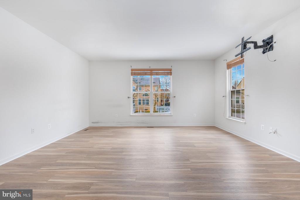 105 BIERSTADT COURT