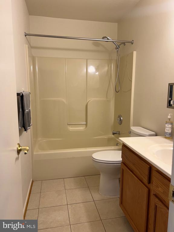 5814 BOX ELDER COURT