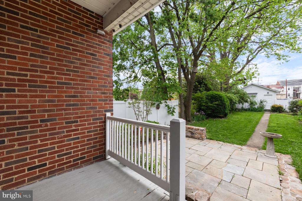 214 CARROLL PARKWAY