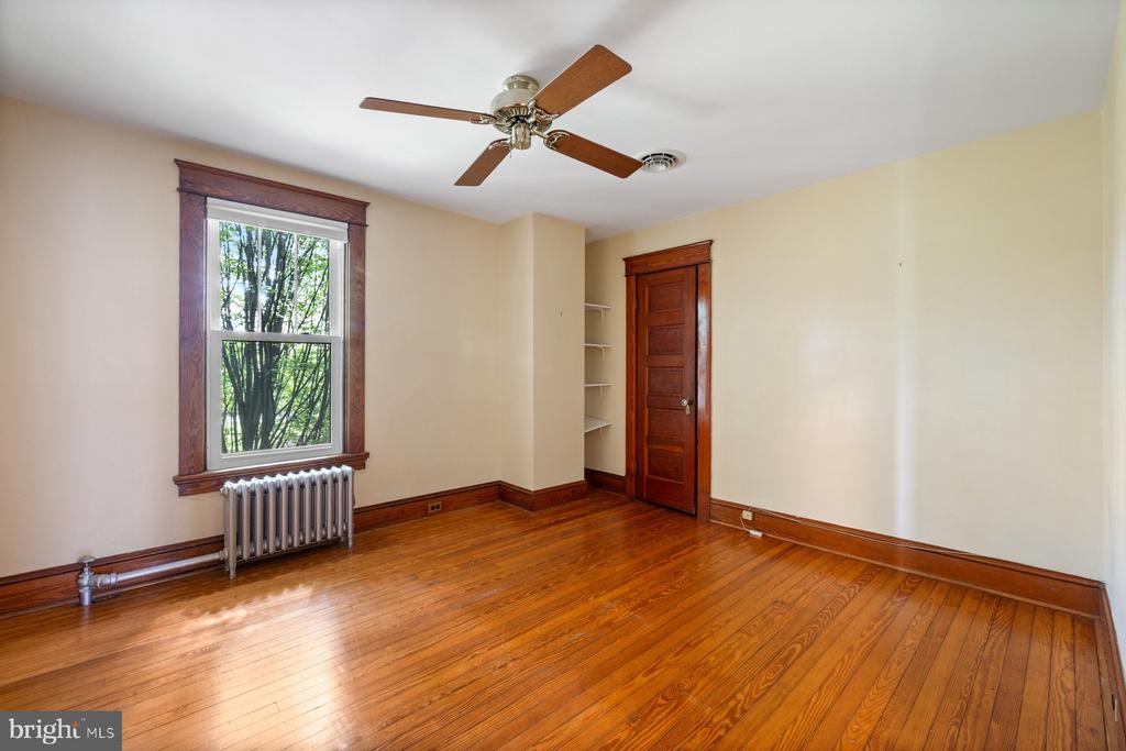 214 CARROLL PARKWAY