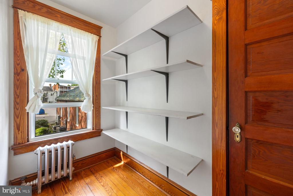 214 CARROLL PARKWAY