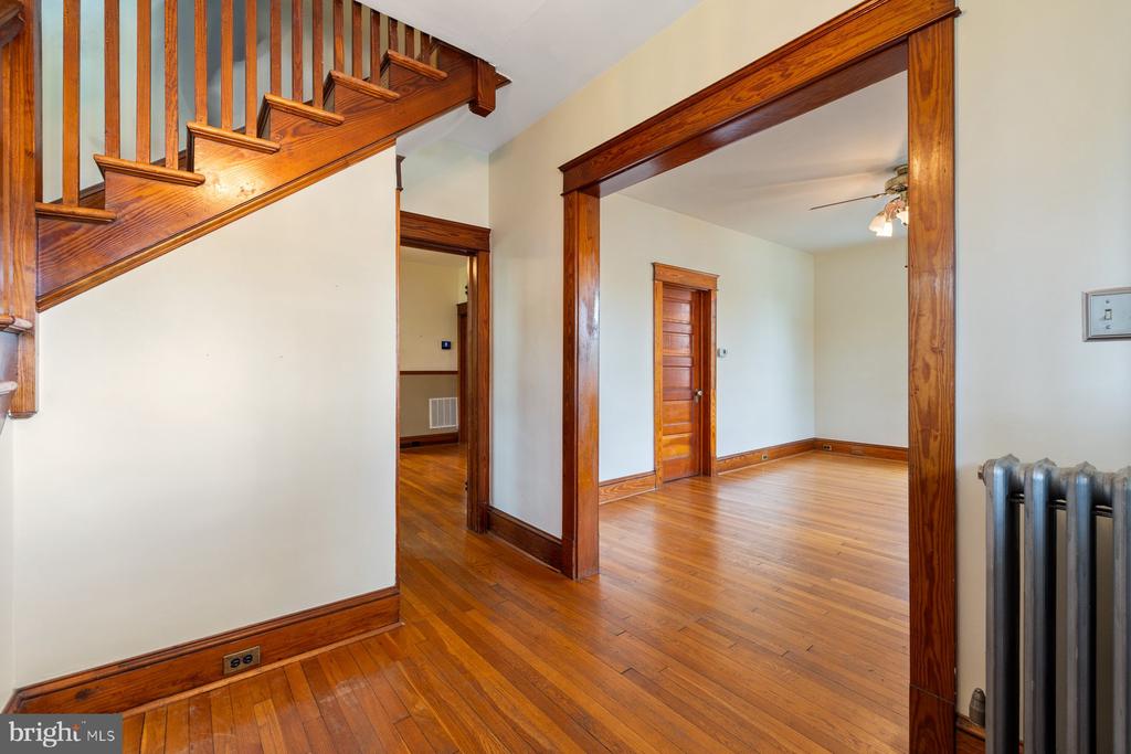 214 CARROLL PARKWAY