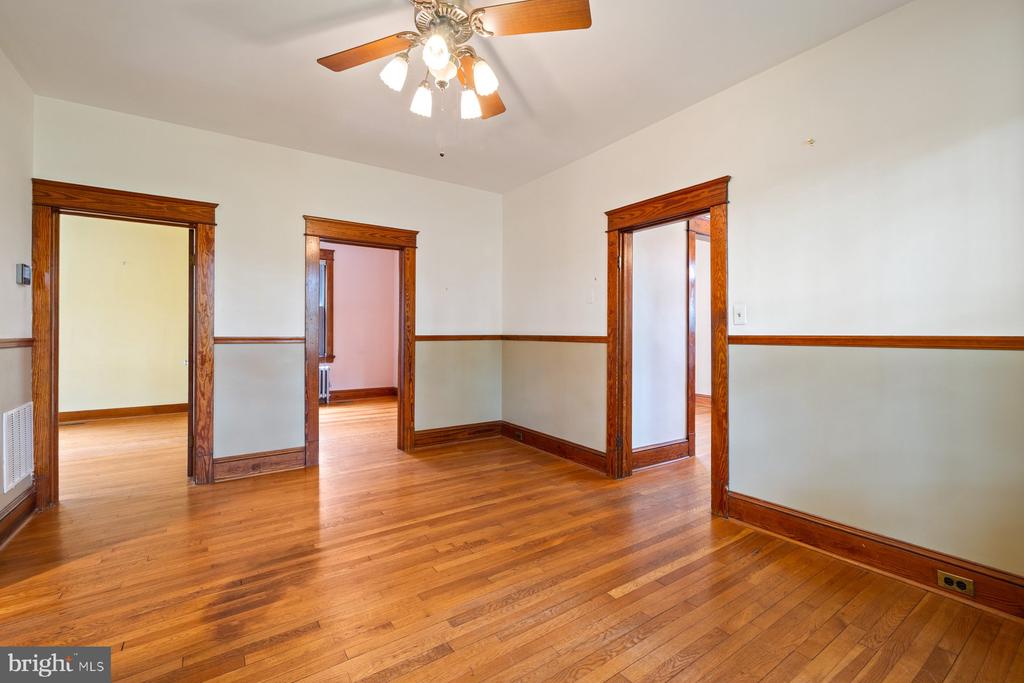 214 CARROLL PARKWAY