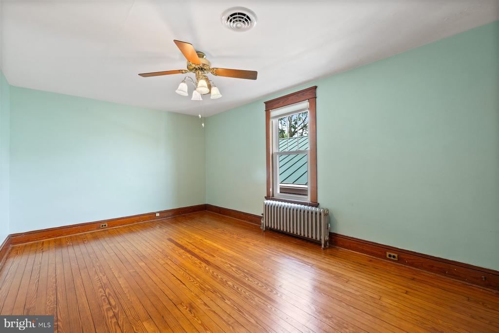 214 CARROLL PARKWAY