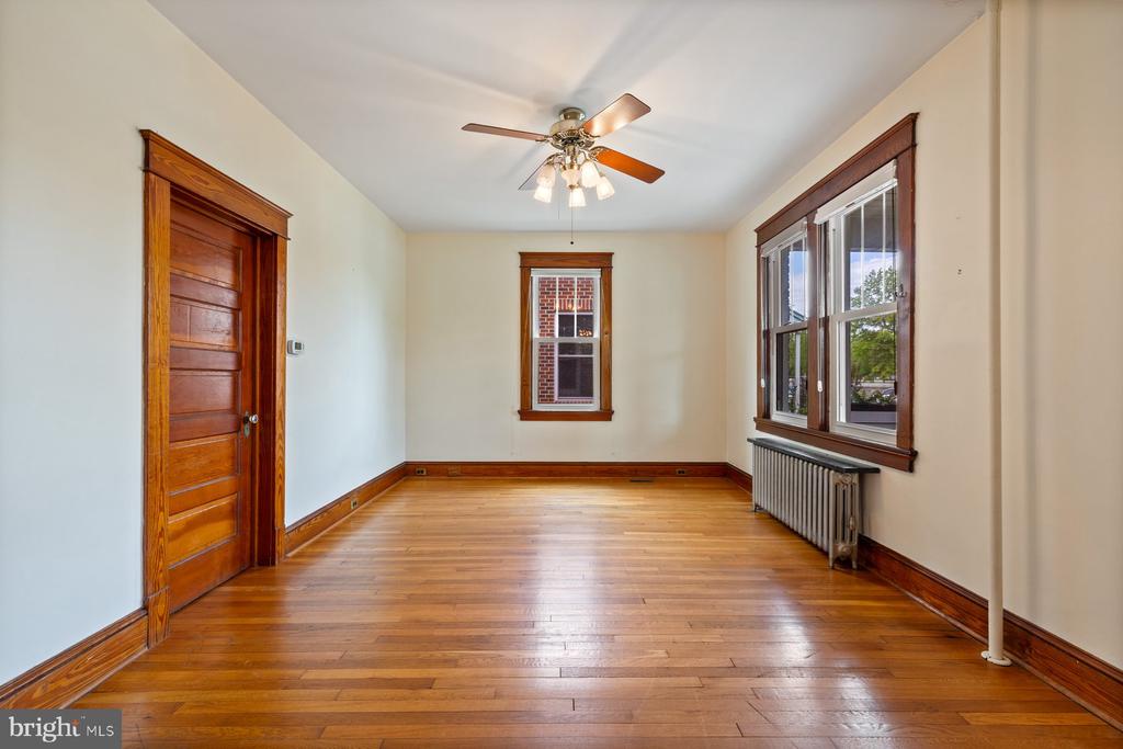214 CARROLL PARKWAY