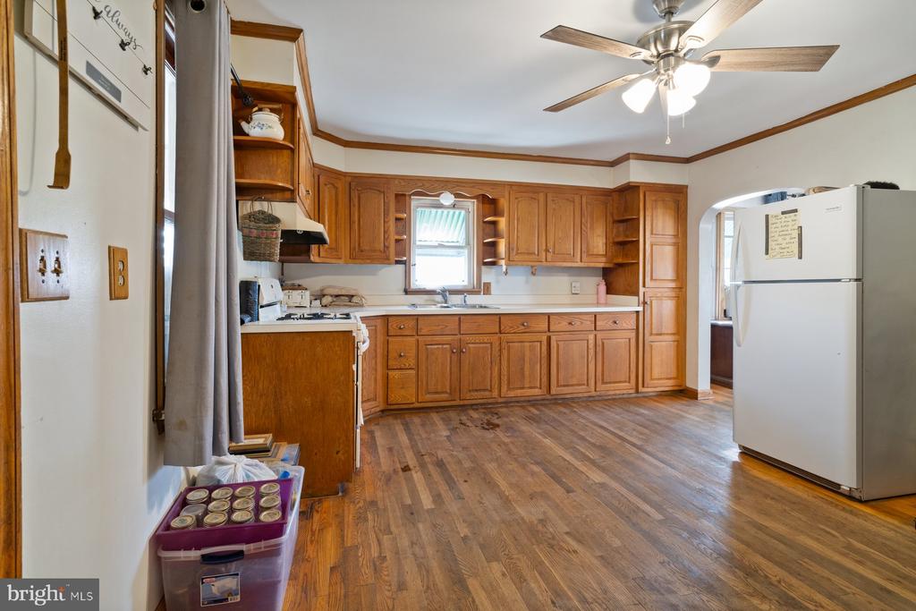 104 S 2ND STREET