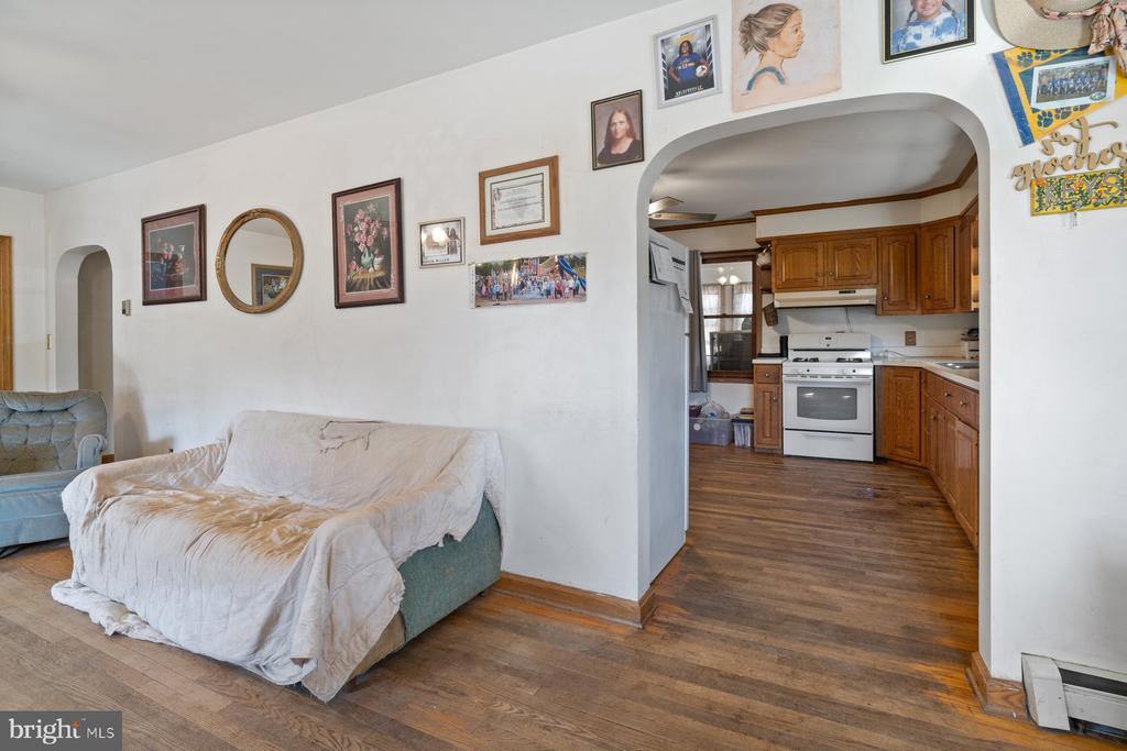 104 S 2ND STREET
