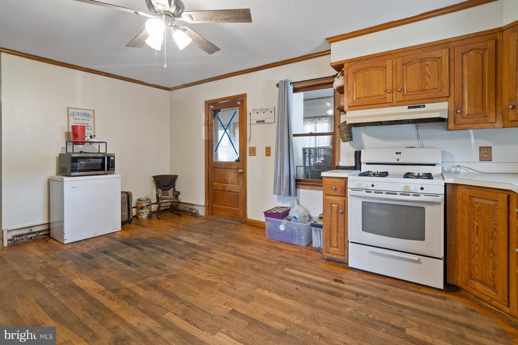 104 S 2ND STREET