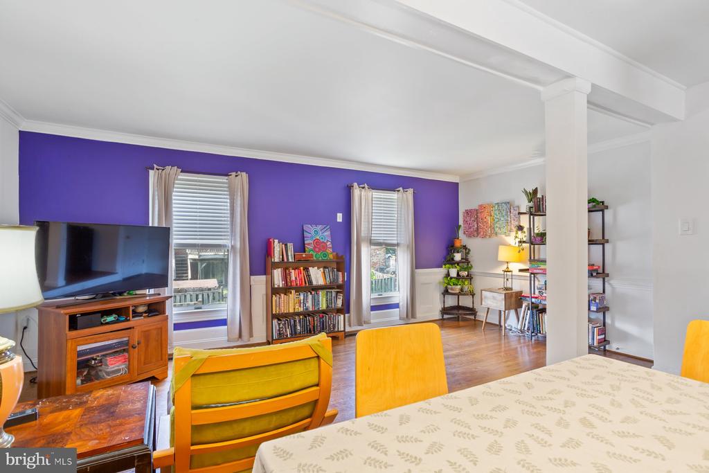 107 COLONY COURT